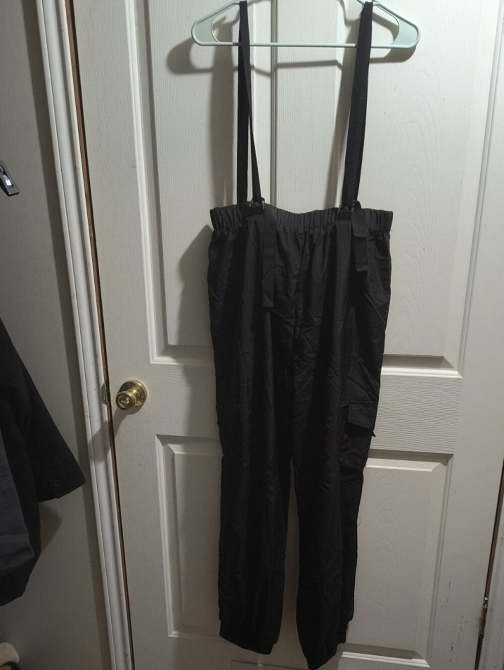 Black Men's Snow/Ski Pants with Adjustable Suspenders - Picture 4 of 4
